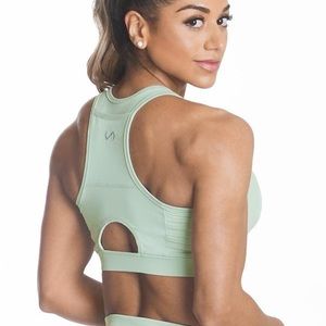 TLF Apparel Sports bra pale green phone pocket